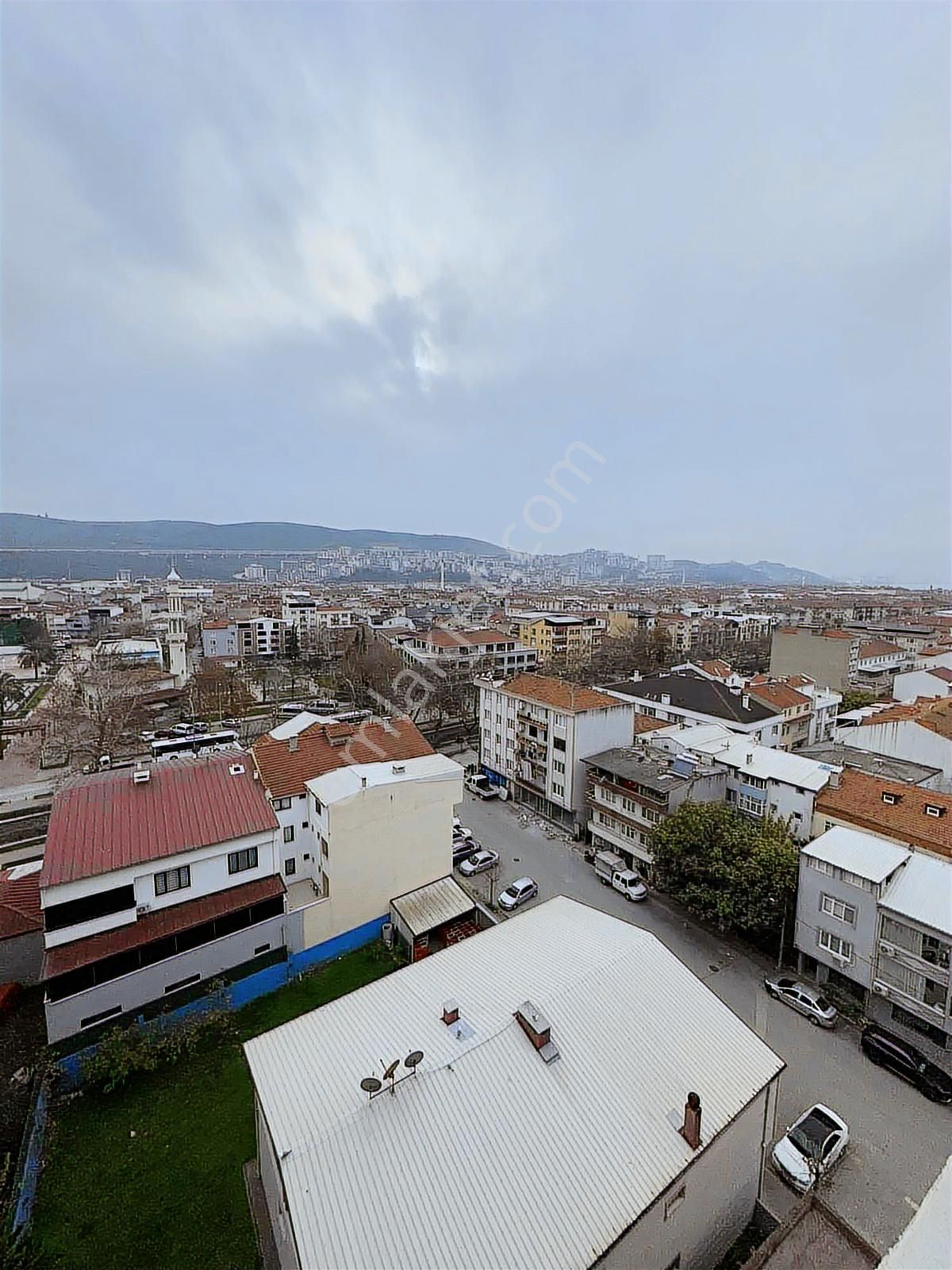 Manastır Emlak'tan Merkezi Konumda Şehir Manzaralı Kiralık Daire - Görsel 5