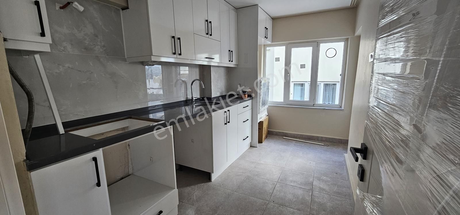 Manastır Emlak'tan Deniz Manzaralı Kiralık Daire 25.000 Tl - Görsel 13