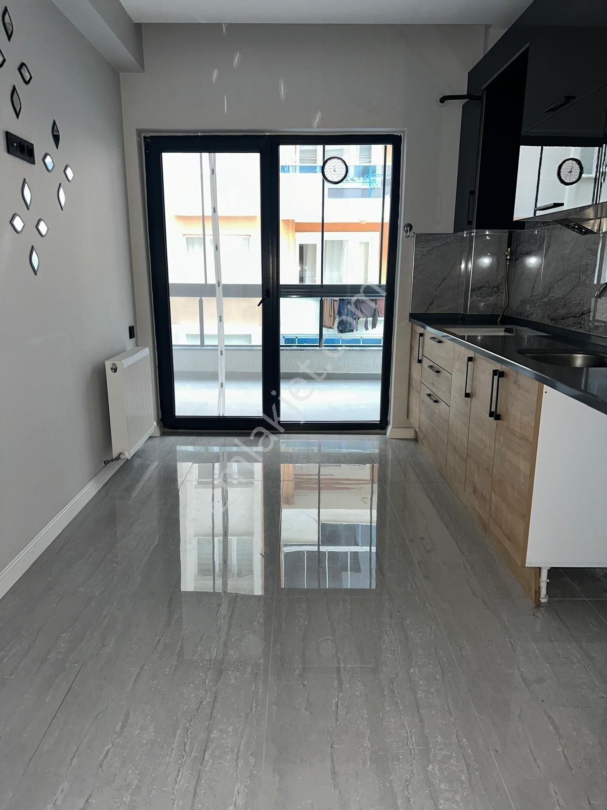 Manastır Emlak'tan Hisar Mahallesinde Lüks Kiralık 3+1 Daire - Görsel 8