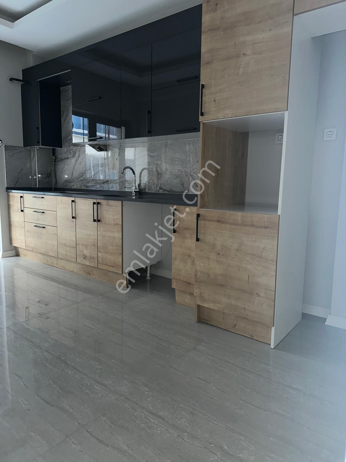 Manastır Emlak'tan Hisar Mahallesinde Lüks Kiralık 3+1 Daire - Görsel 27