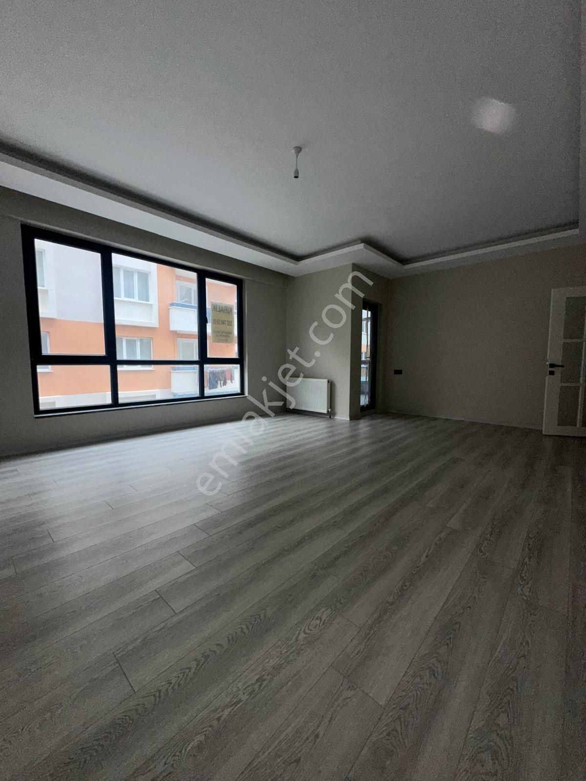 Manastır Emlak'tan Hisar Mahallesinde Lüks Kiralık 3+1 Daire - Görsel 2