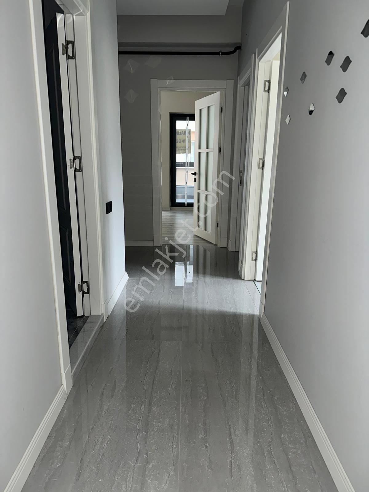 Manastır Emlak'tan Hisar Mahallesinde Lüks Kiralık 3+1 Daire - Görsel 22