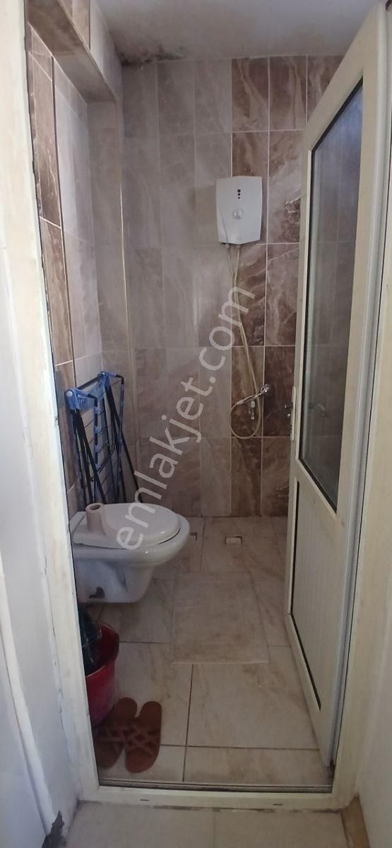 Kafeler Caddesinde Eşyalı Kiralık 1+0 - Görsel 9