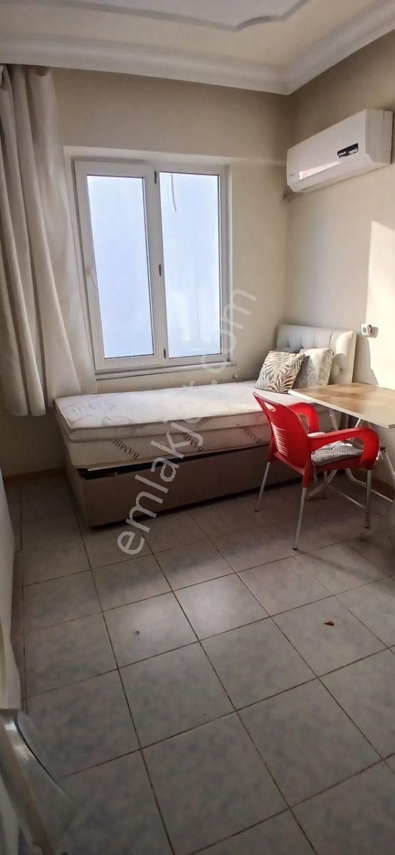 Kafeler Caddesinde Eşyalı Kiralık 1+0 - Görsel 11