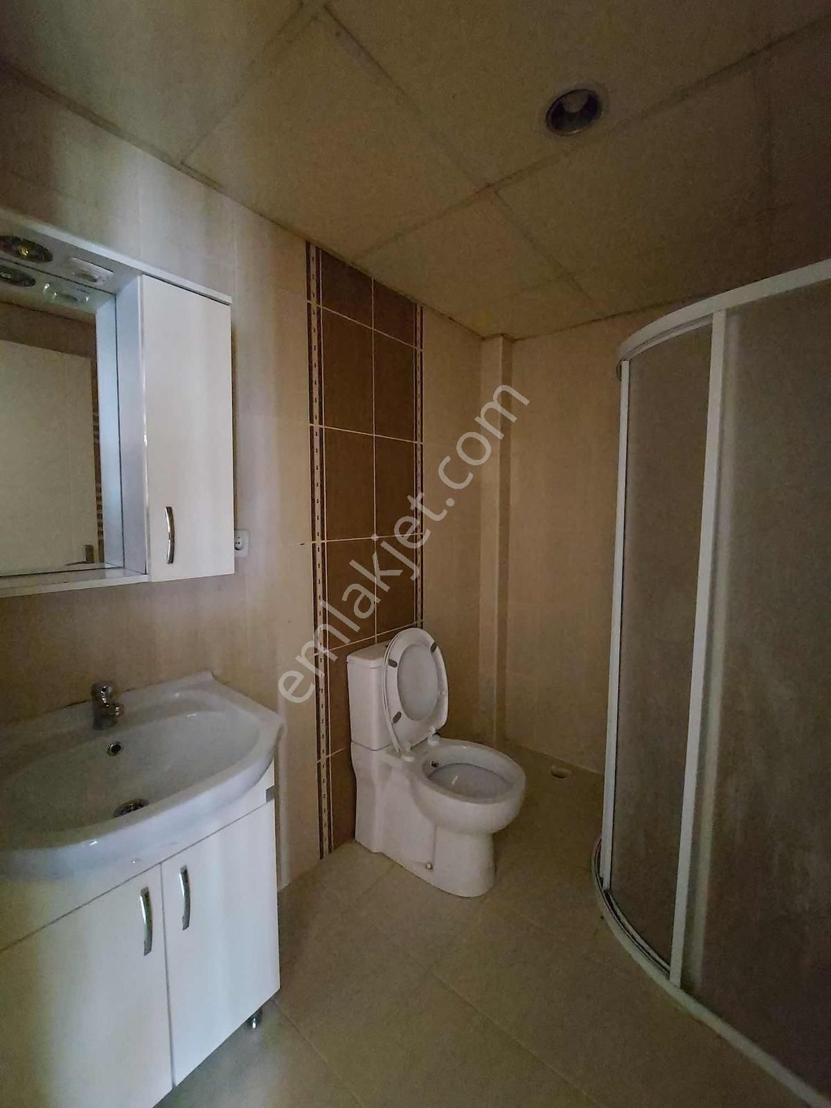 Cb Level'dan 2+1 Eşyalı Bahçe Katı Kiralık Merkezi Konumda Daire - Görsel 10