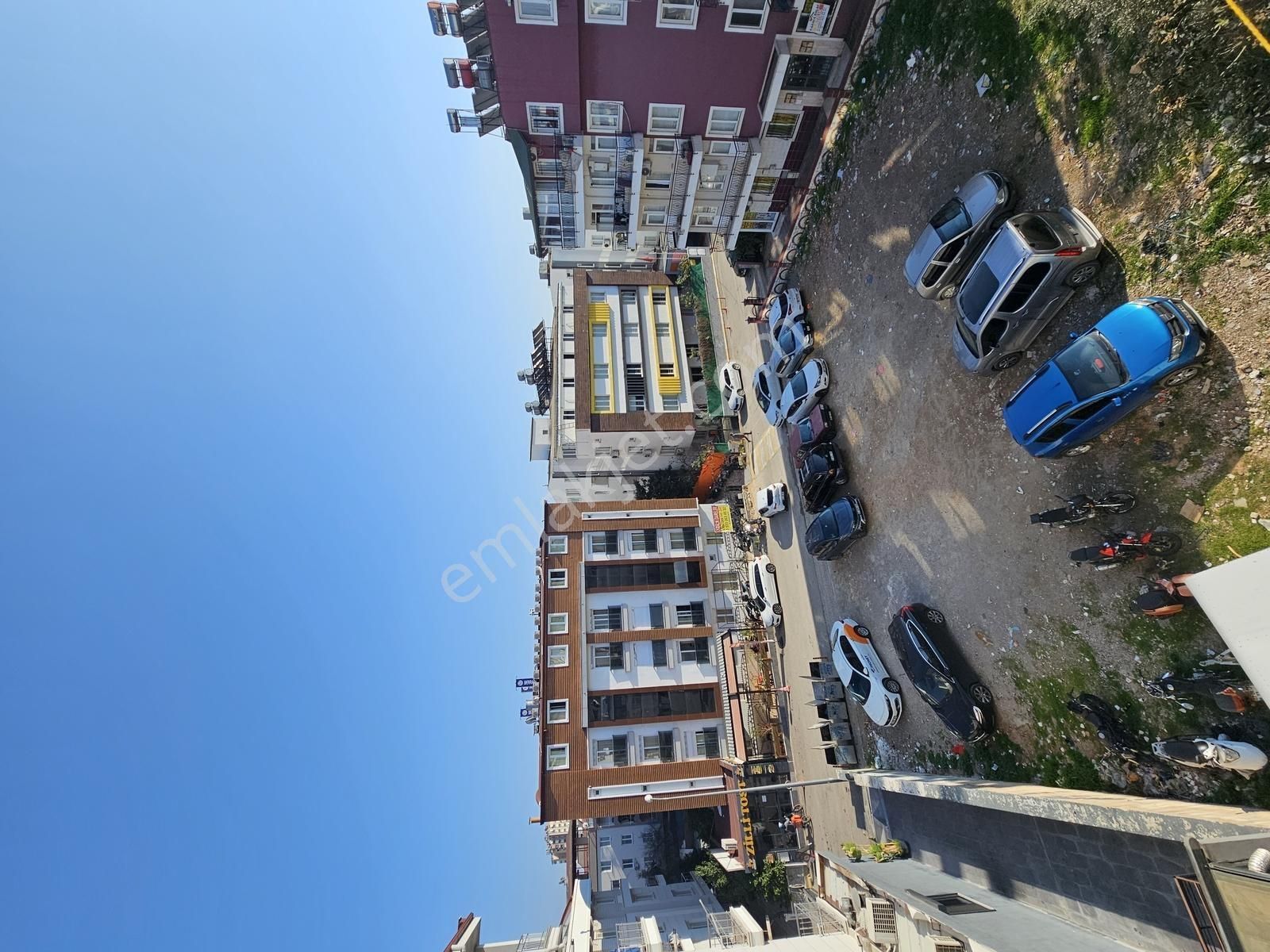 A K Mutludan Kültür Kafelerde Eşyalı 3+1 Daire 2 Mart Teslim - Görsel 2