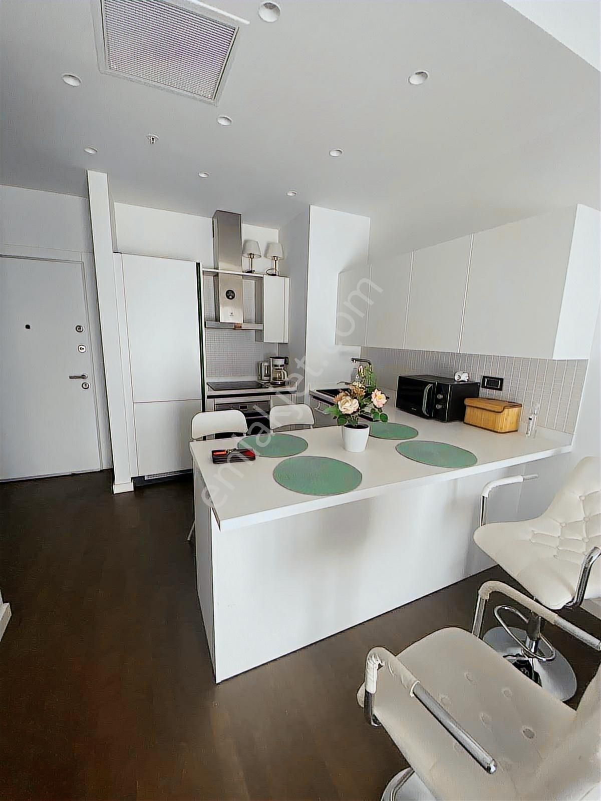 Folkart Vega'da Eşyalı Şehir Cephe 1+1 Kiralık Daire - Görsel 11