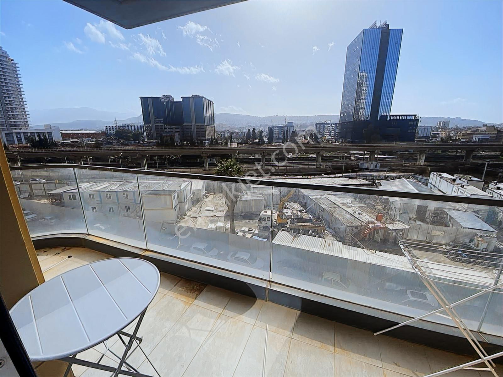 Folkart Vega'da Eşyalı Şehir Cephe 1+1 Kiralık Daire - Görsel 16