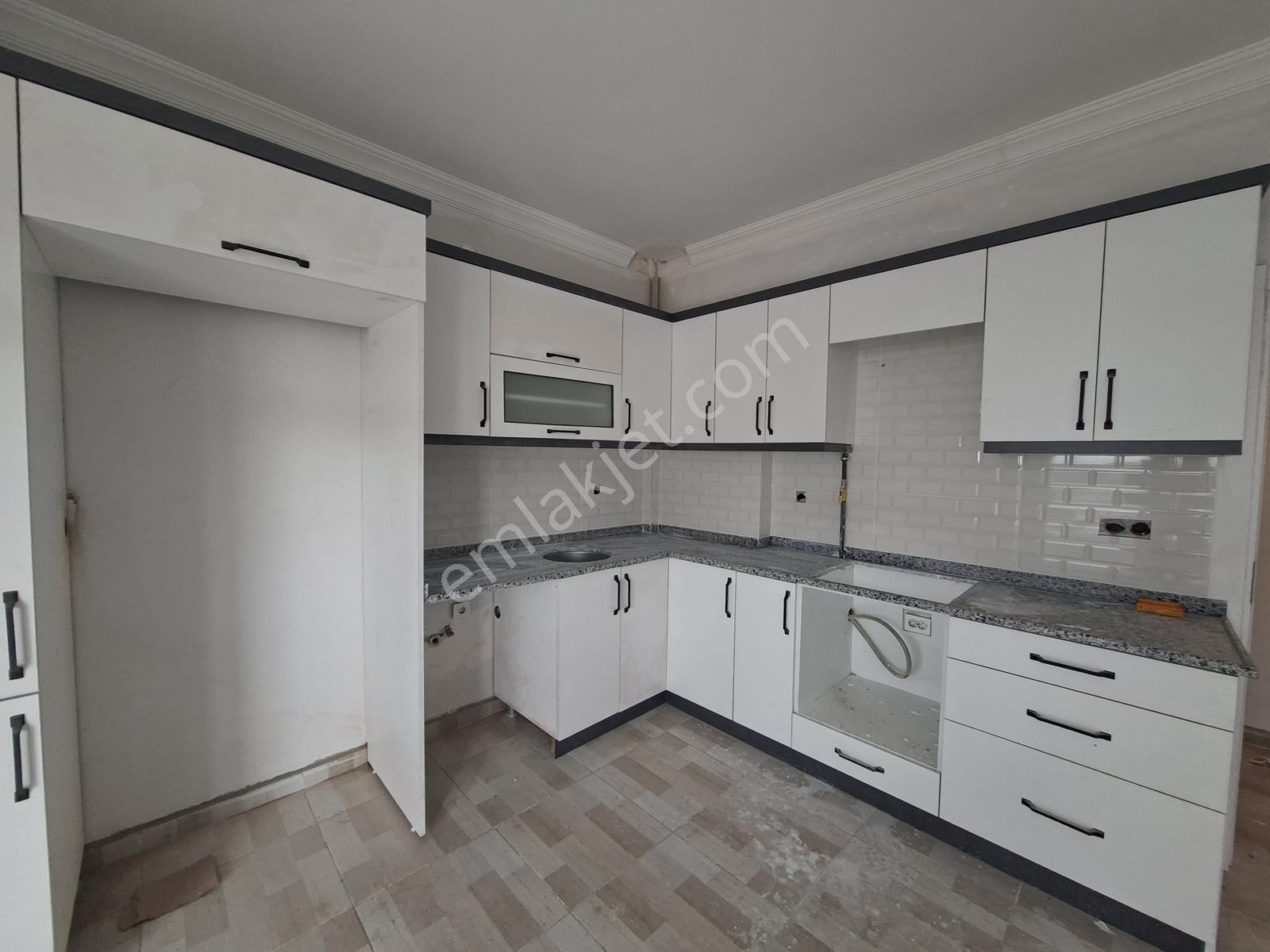 Remax Dem'den Halitpaşa Mahalesi Satılık 3+1 Fırsat Daire - Görsel 8