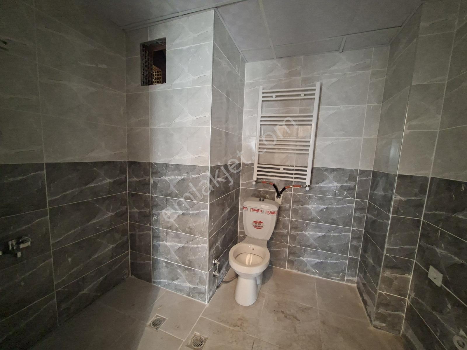 Remax Dem'den Halitpaşa Mahalesi Satılık 3+1 Fırsat Daire - Görsel 12
