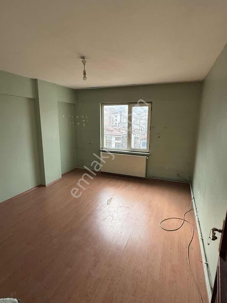 Kağıthane Yahyakemal Mah Çift Balkonlu 2+1 Aileye Uygun Kiralık - Görsel 2