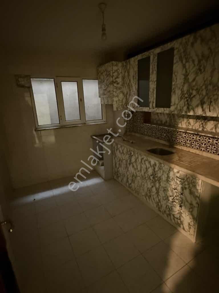 Kağıthane Yahyakemal Mah Çift Balkonlu 2+1 Aileye Uygun Kiralık - Görsel 3