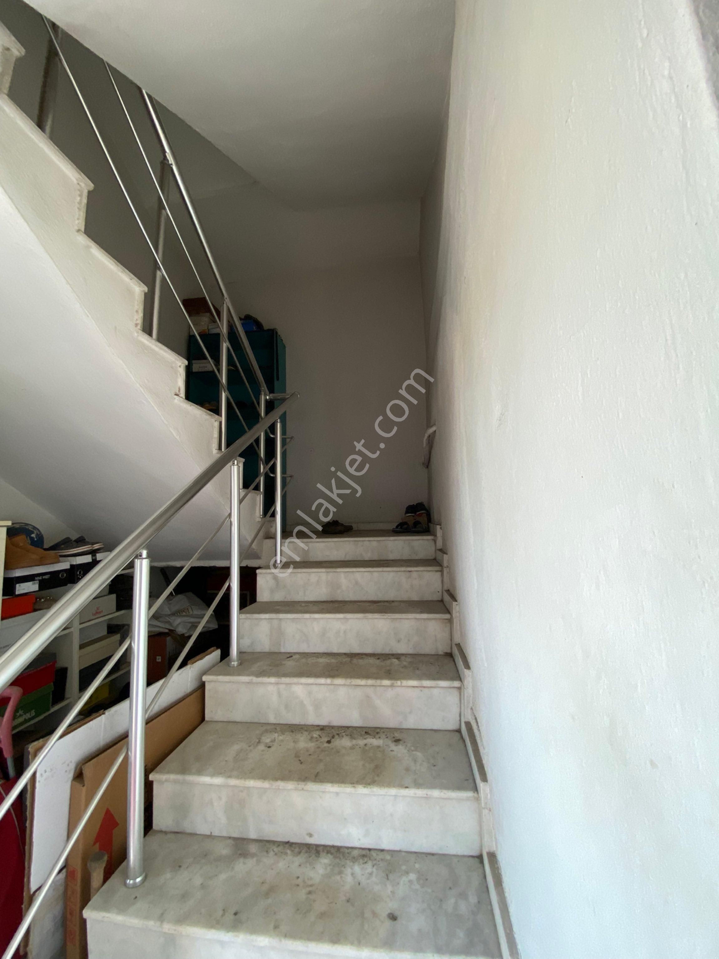 321m² Arsa + 2 Daire Hazır Oturuma Uygun, Ykb Belgeli - Görsel 8