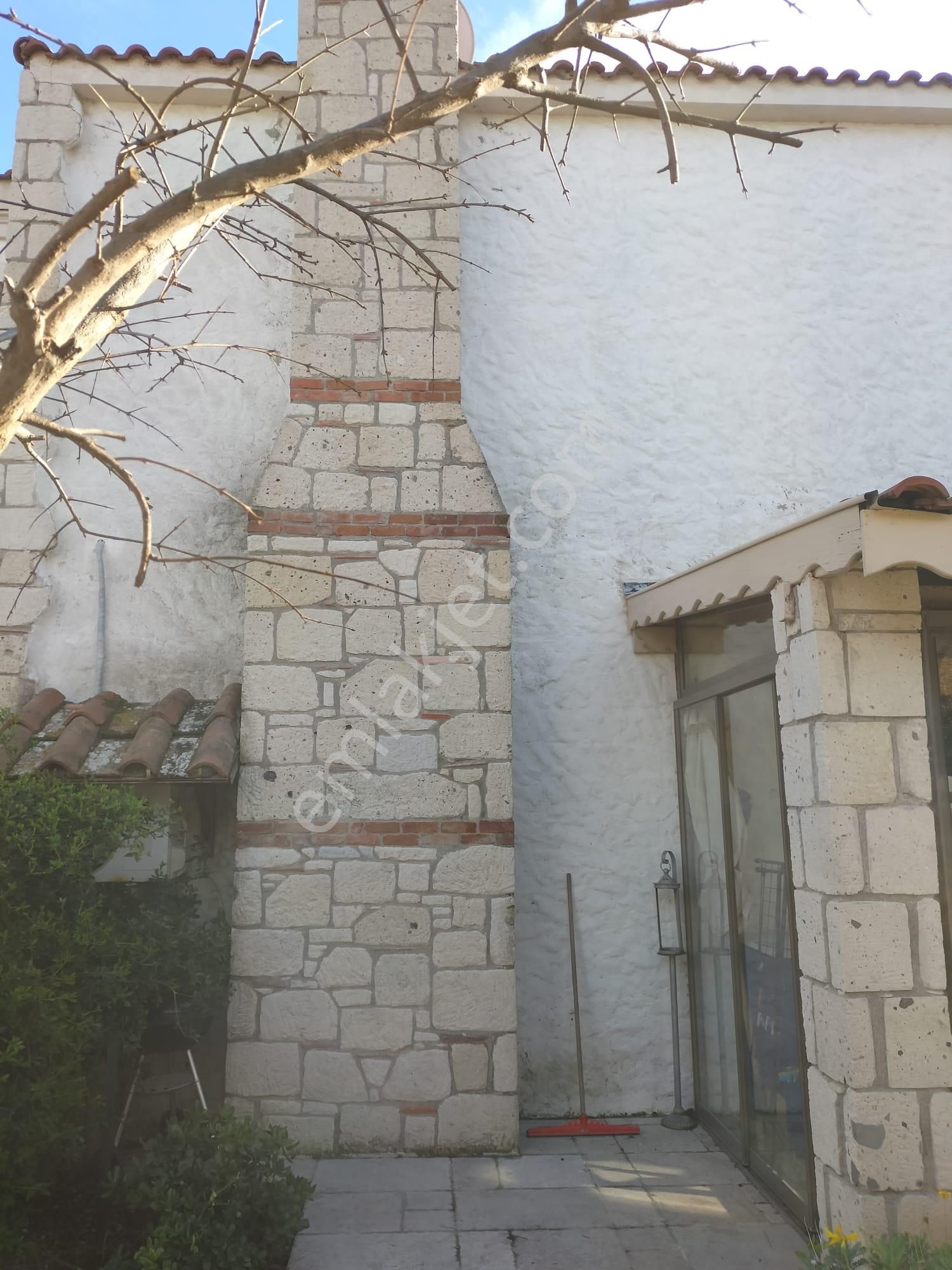 Alaçatı Merkezde Havuzlu Site İçerisinde Satılık Taş Ev - Görsel 31