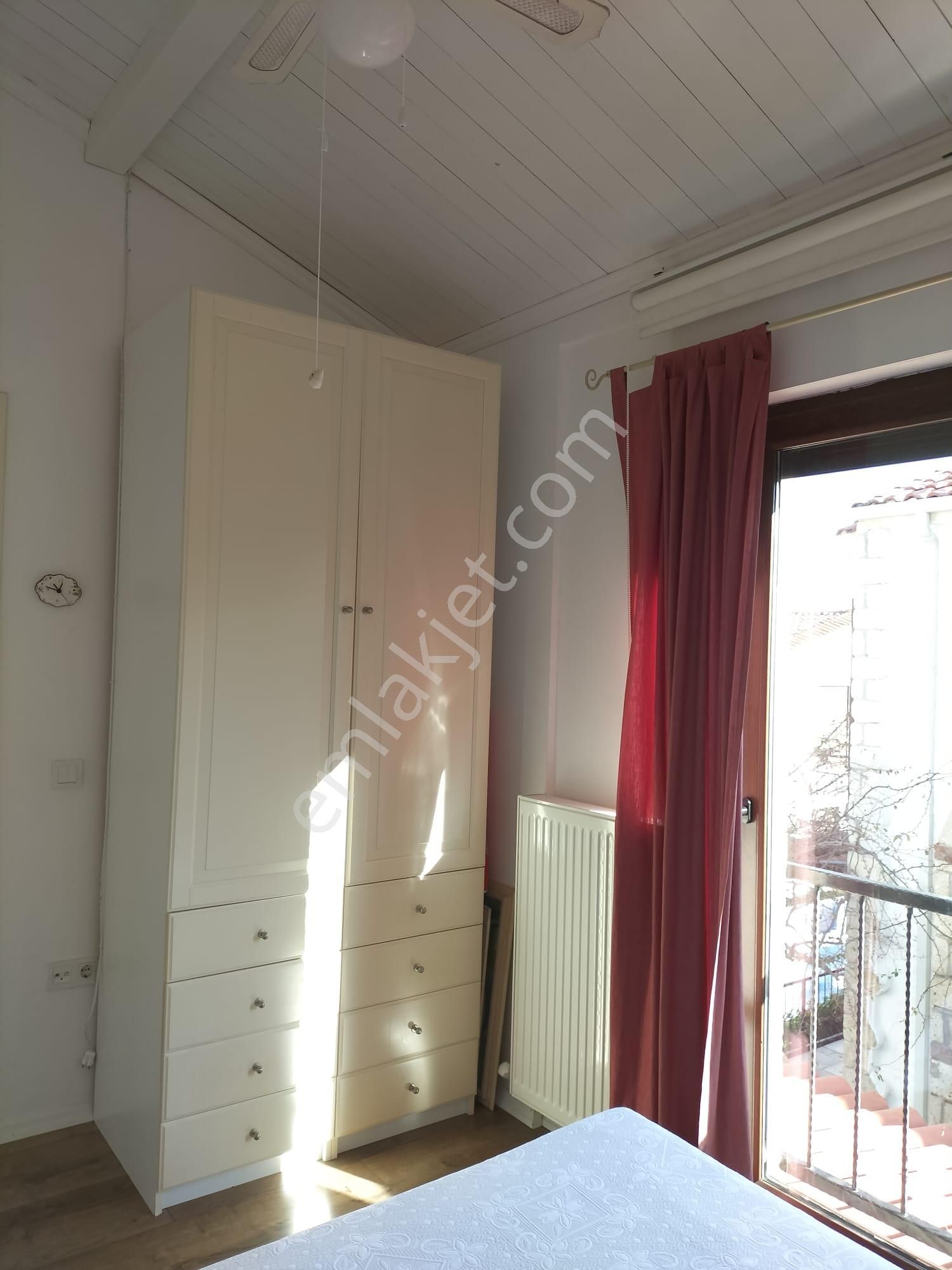 Alaçatı Merkezde Havuzlu Site İçerisinde Satılık Taş Ev - Görsel 17