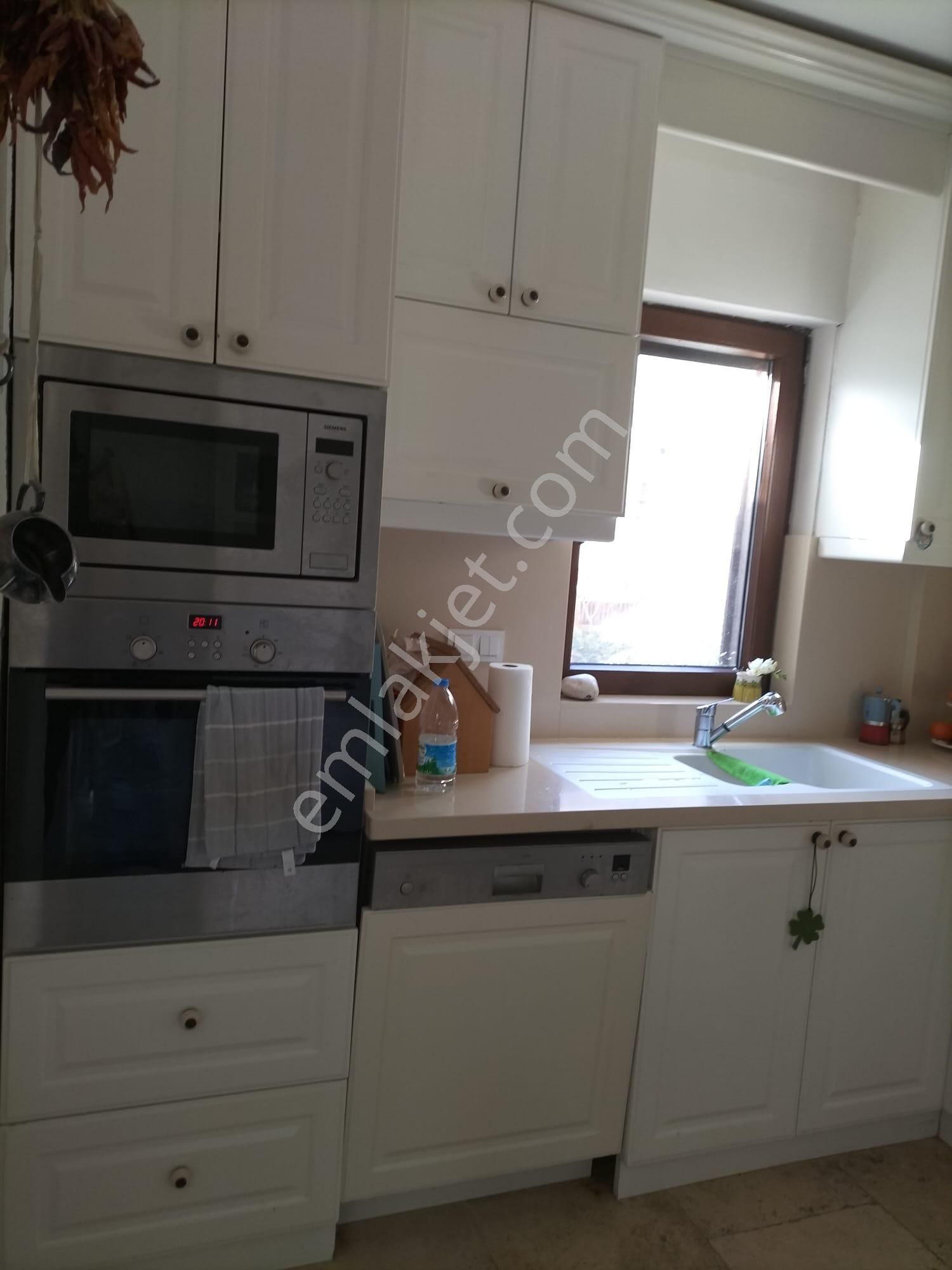 Alaçatı Merkezde Havuzlu Site İçerisinde Satılık Taş Ev - Görsel 9