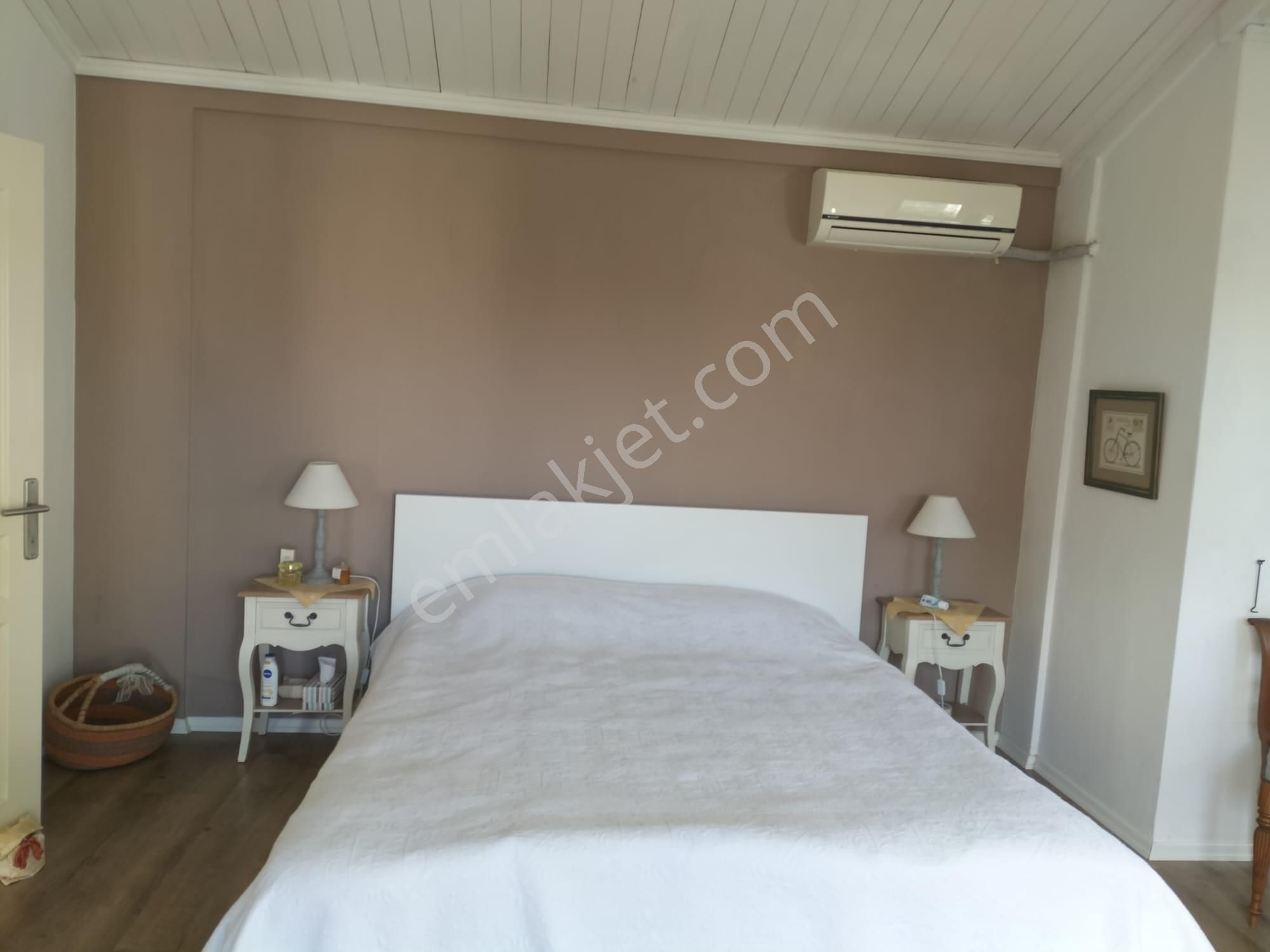 Alaçatı Merkezde Havuzlu Site İçerisinde Satılık Taş Ev - Görsel 12
