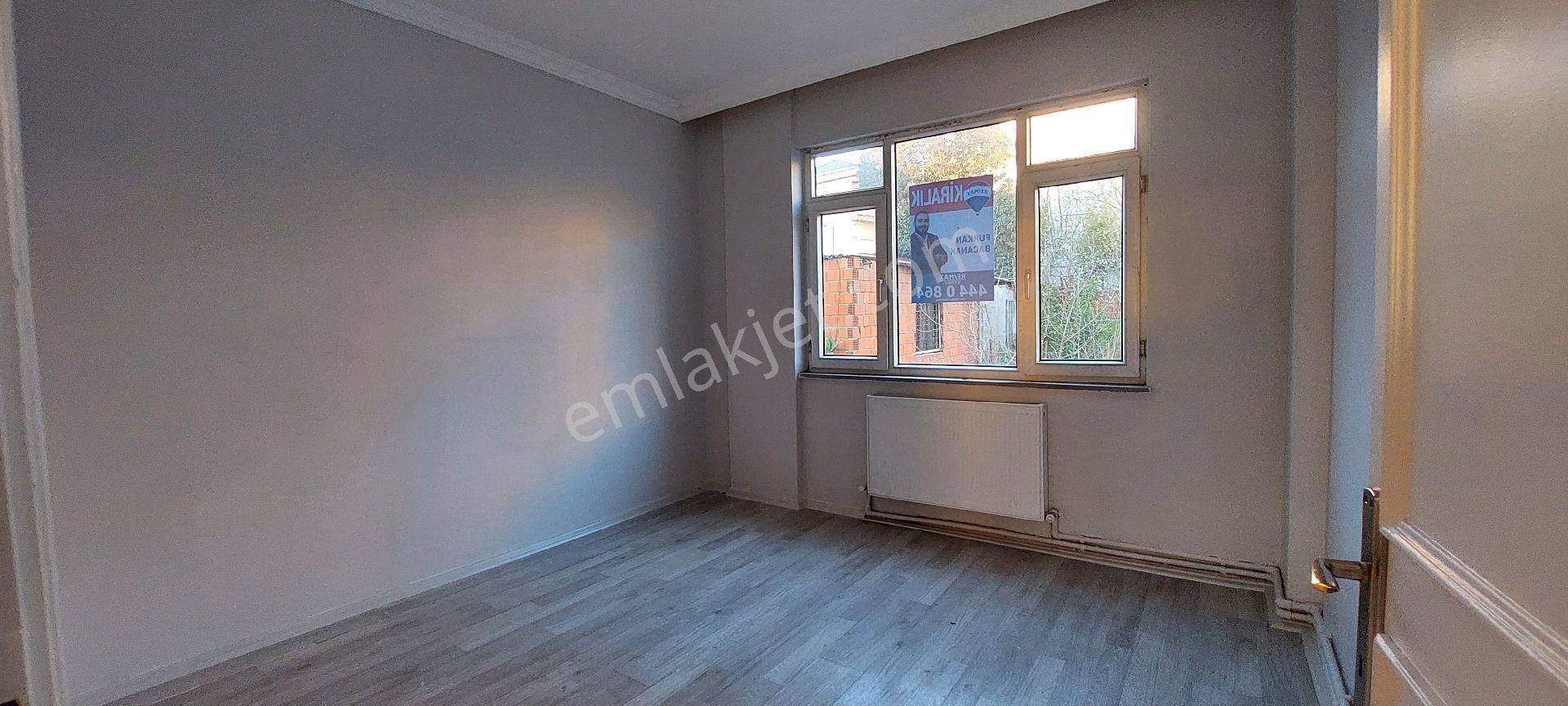 Sahibinden Kiralık Gtü Ve Marmaraya Yakın, Balkonu Ve Ankastre Mutfaklı Bahçeli Daire ( Eşyasız ) - Görsel 31