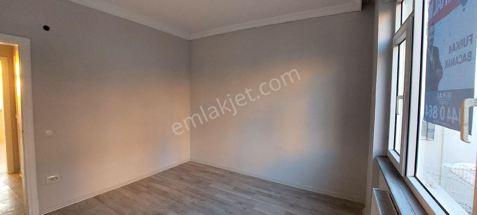 Sahibinden Kiralık Gtü Ve Marmaraya Yakın, Balkonu Ve Ankastre Mutfaklı Bahçeli Daire ( Eşyasız ) - Görsel 33