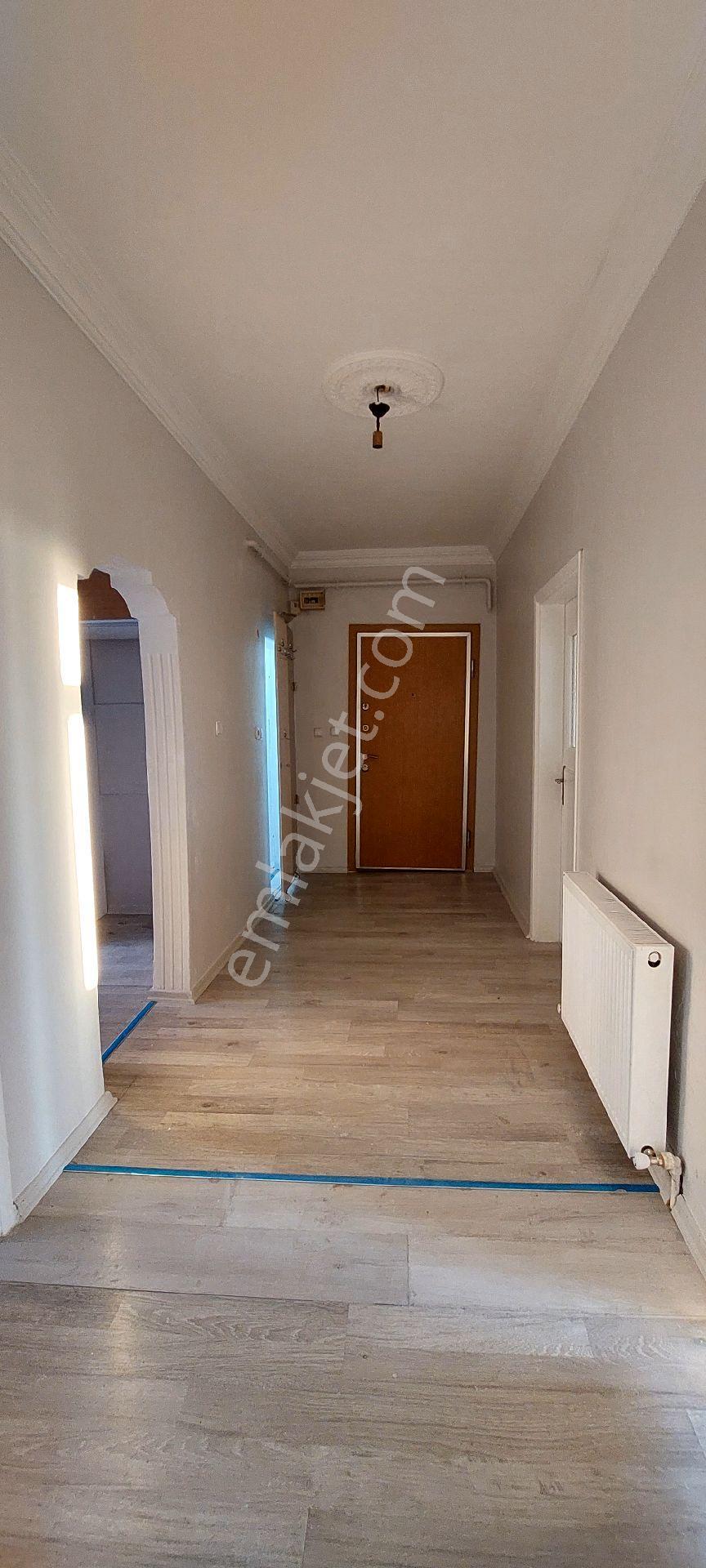 Sahibinden Kiralık Gtü Ve Marmaraya Yakın, Balkonu Ve Ankastre Mutfaklı Bahçeli Daire ( Eşyasız ) - Görsel 22