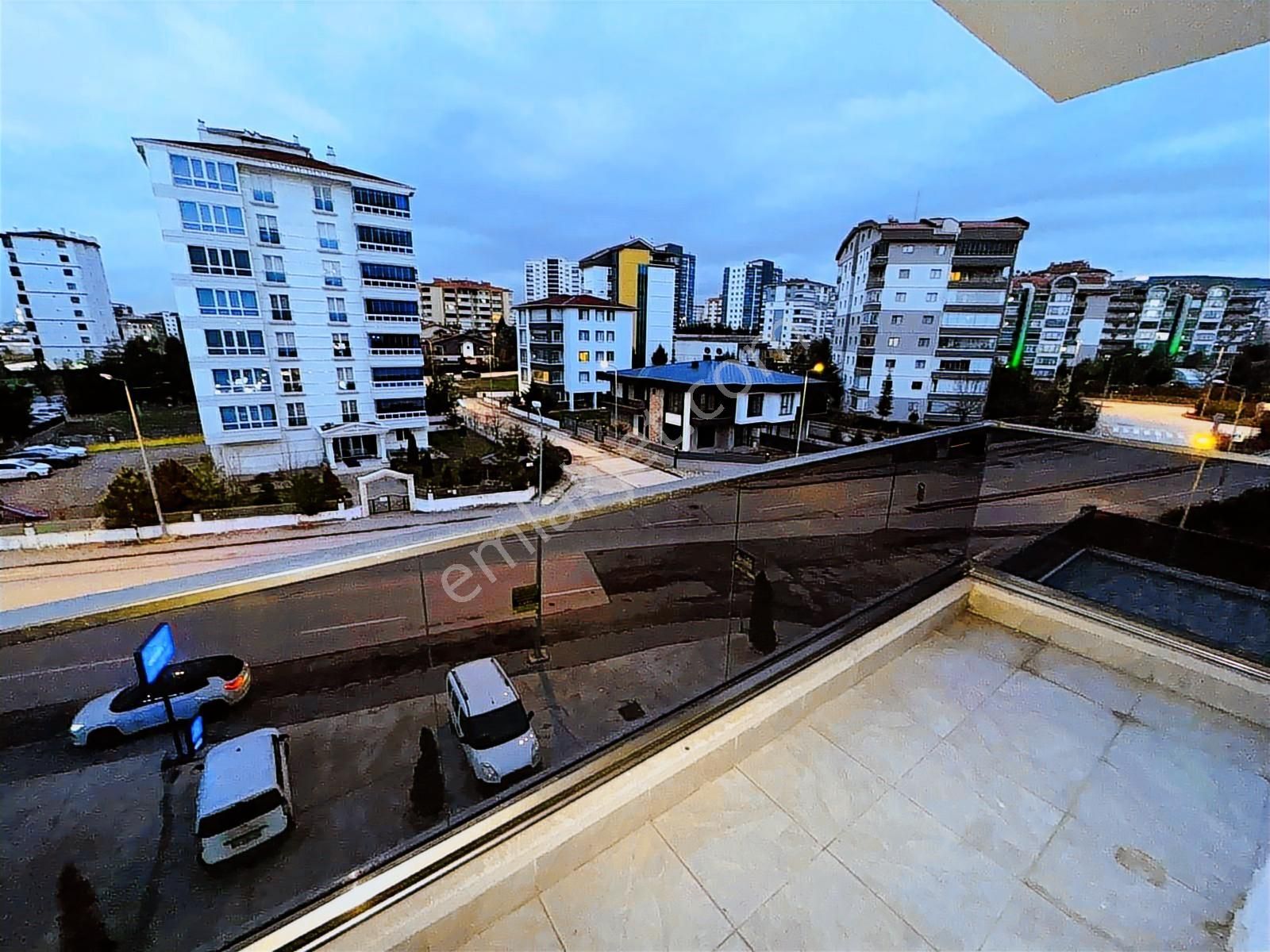 Bağlıca'da Katta Tek Daire Süper Konumda Geniş 5+1 Satılık Daire - Görsel 28