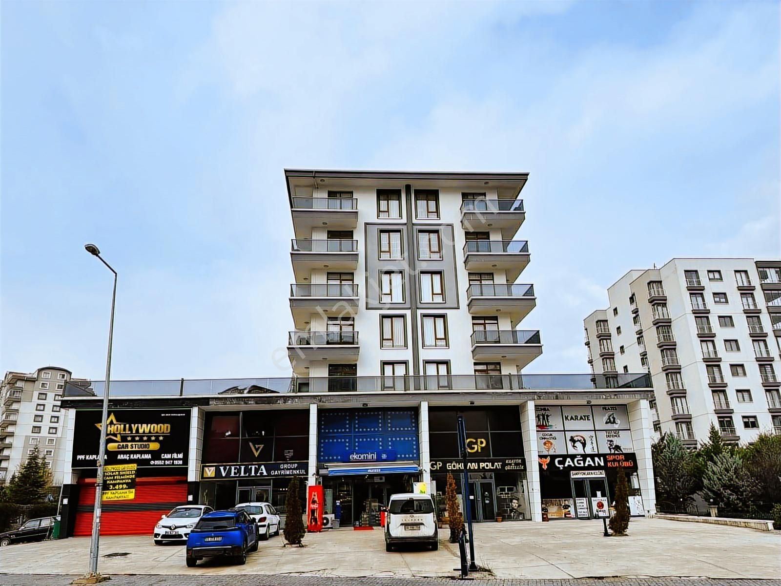 Bağlıca'da Katta Tek Daire Süper Konumda Geniş 5+1 Satılık Daire - Görsel 5