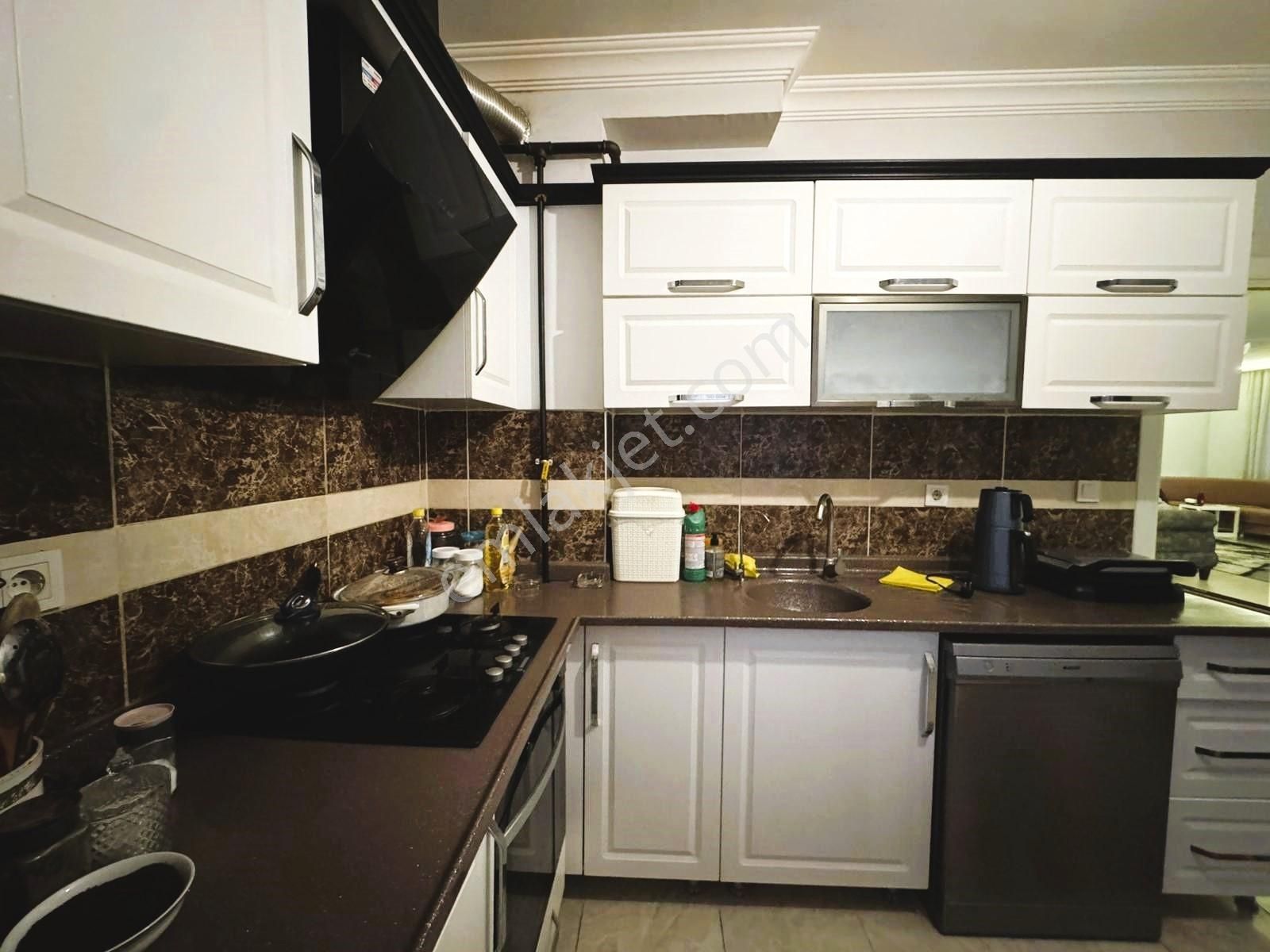 Bağlıca'da Katta Tek Daire Süper Konumda Geniş 5+1 Satılık Daire - Görsel 21