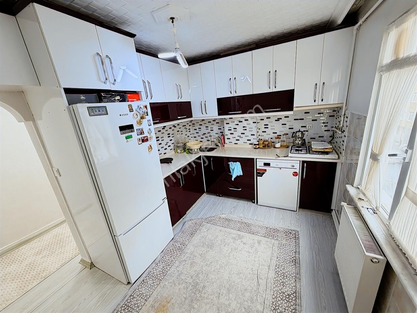 Üç Kardeşler'den Satılık 2+1 Masrafsız 100m² Lüx Ara Kat Daire - Görsel 28