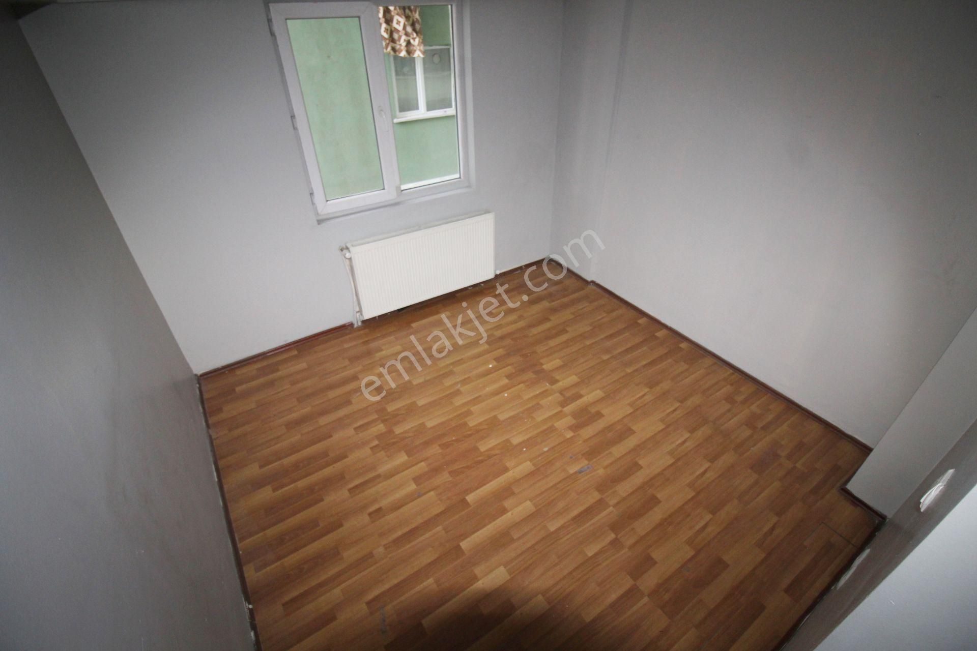 Krc'den Harman Mah.ahmet Akbaş Caddesine 90 M. 3+1 Kiralık Daire - Görsel 13