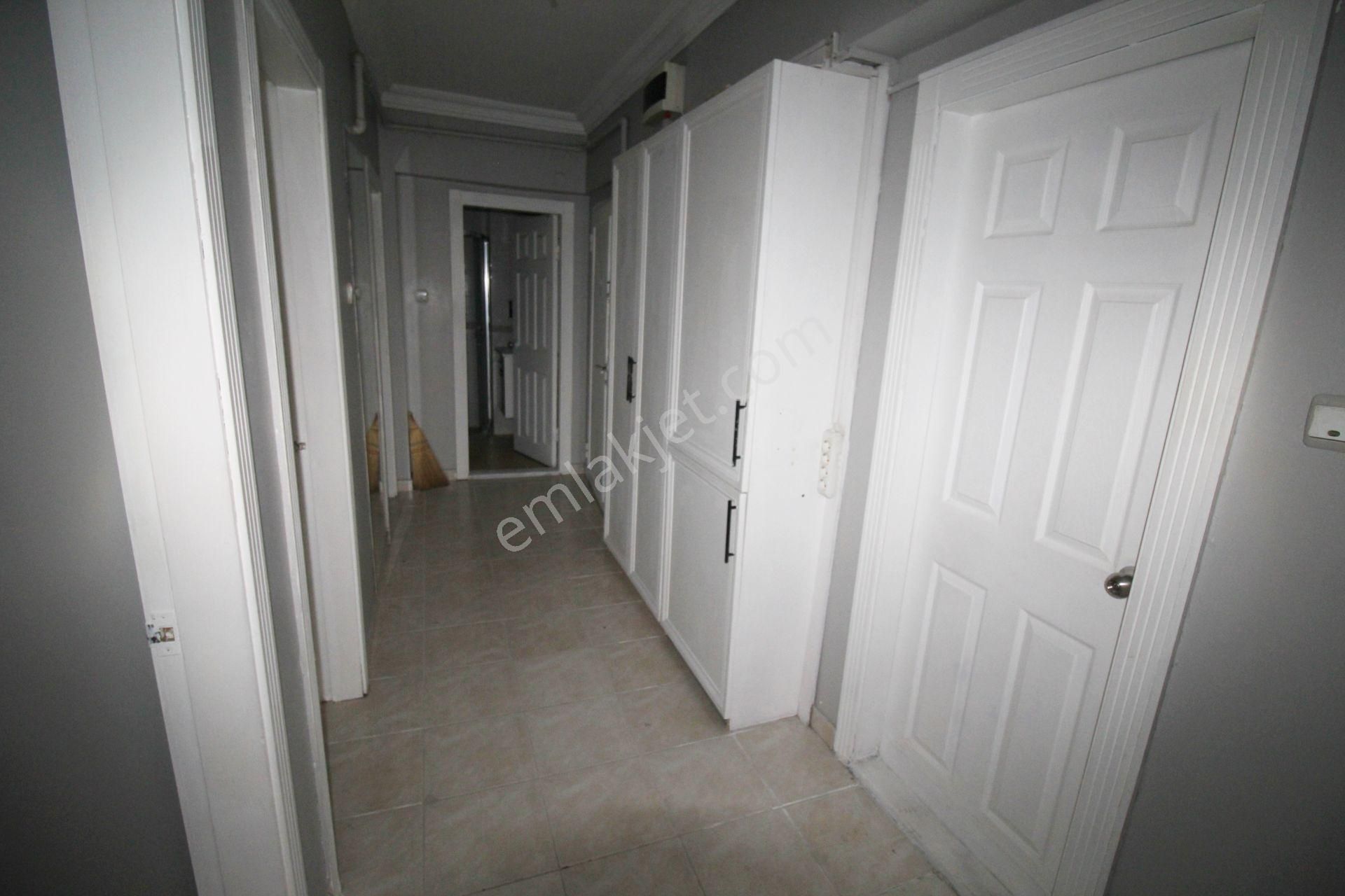 Krc'den Harman Mah.ahmet Akbaş Caddesine 90 M. 3+1 Kiralık Daire - Görsel 15