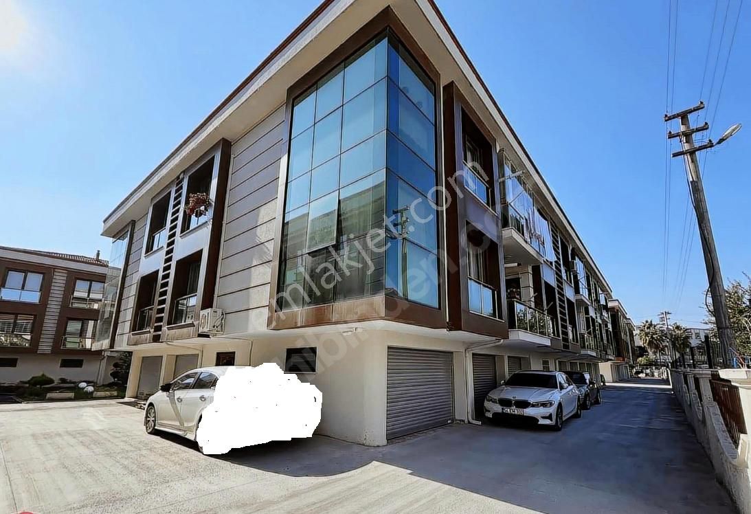 Lux Sıtede Sahibinden Satilik Lux Sitede Cati Dublex Ve Buyuk Mustakıl Garajlı (35 M2) - Görsel 6