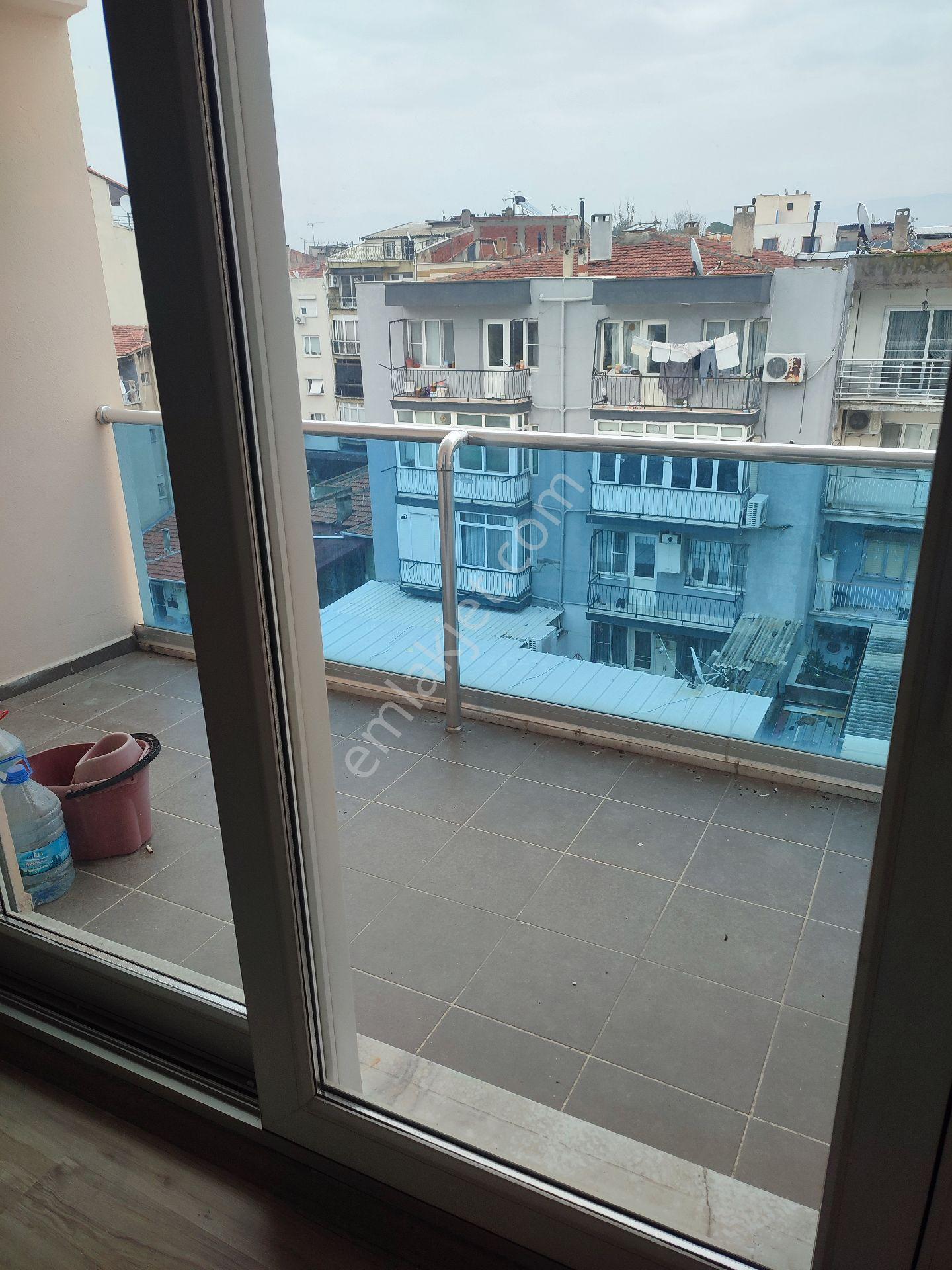 Akhisar'da Elit Bir Yaşam İçin Kiralık Daire - Görsel 12