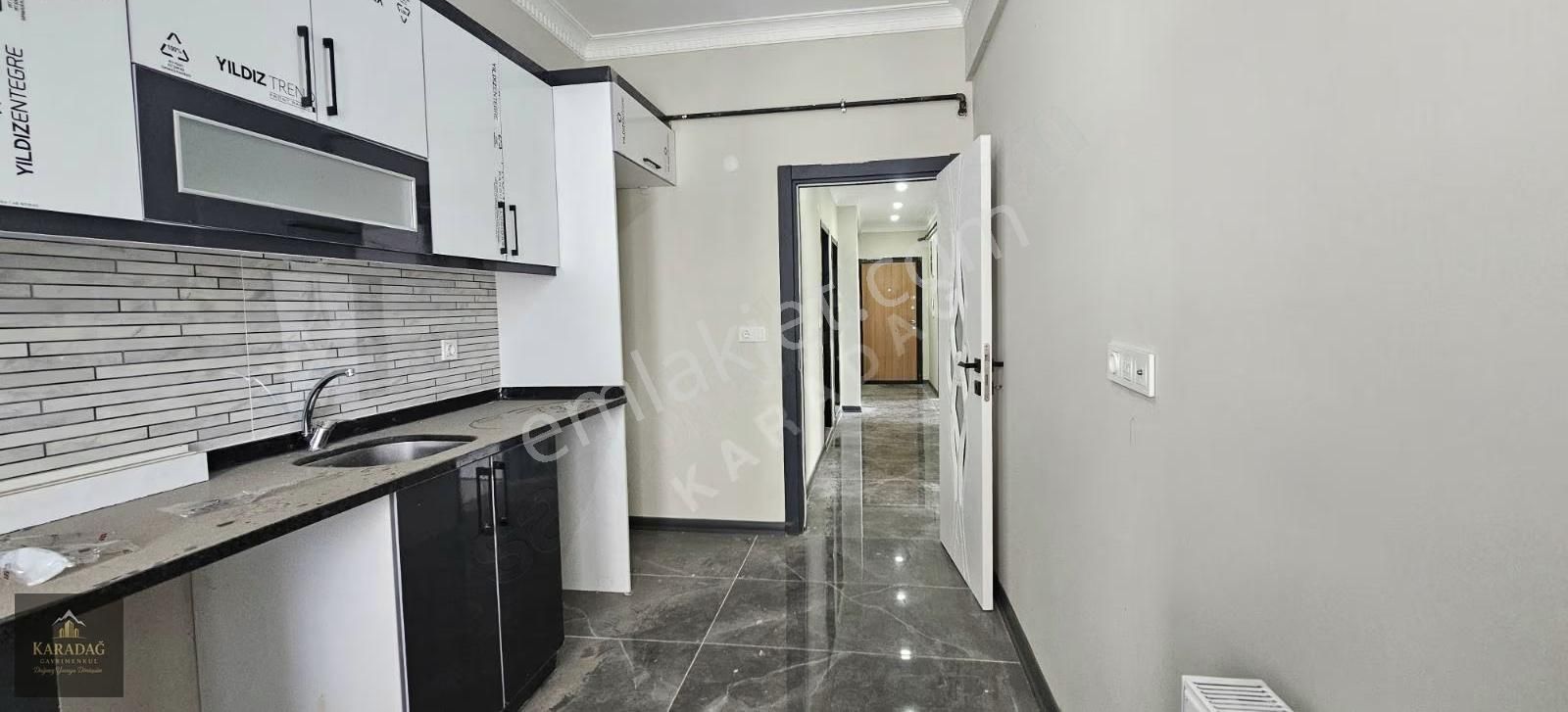 Arnavutköy De Site İçinde 2+1 90m² Arakat - Görsel 5