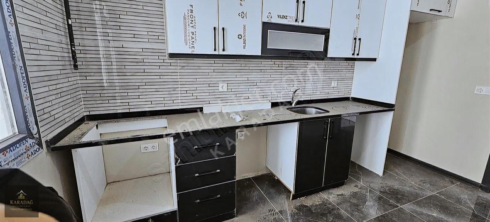 Arnavutköy De Site İçinde 2+1 90m² Arakat - Görsel 4