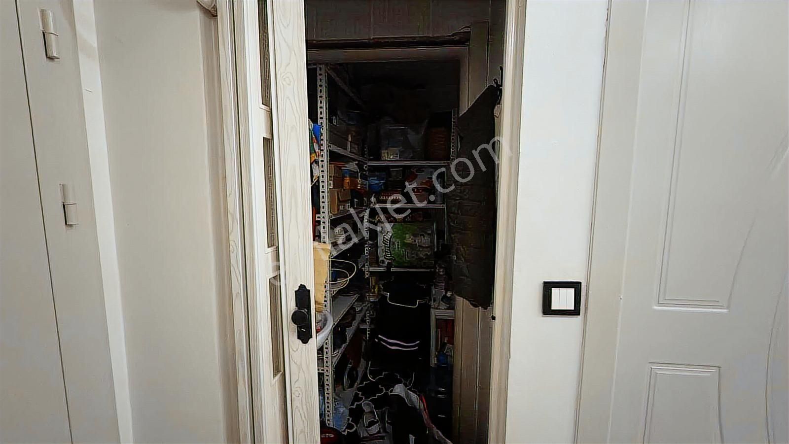 Forum İstanbula Yürüme Mesafesinde 2+1 Çift Wc'li Yüksek Giriş