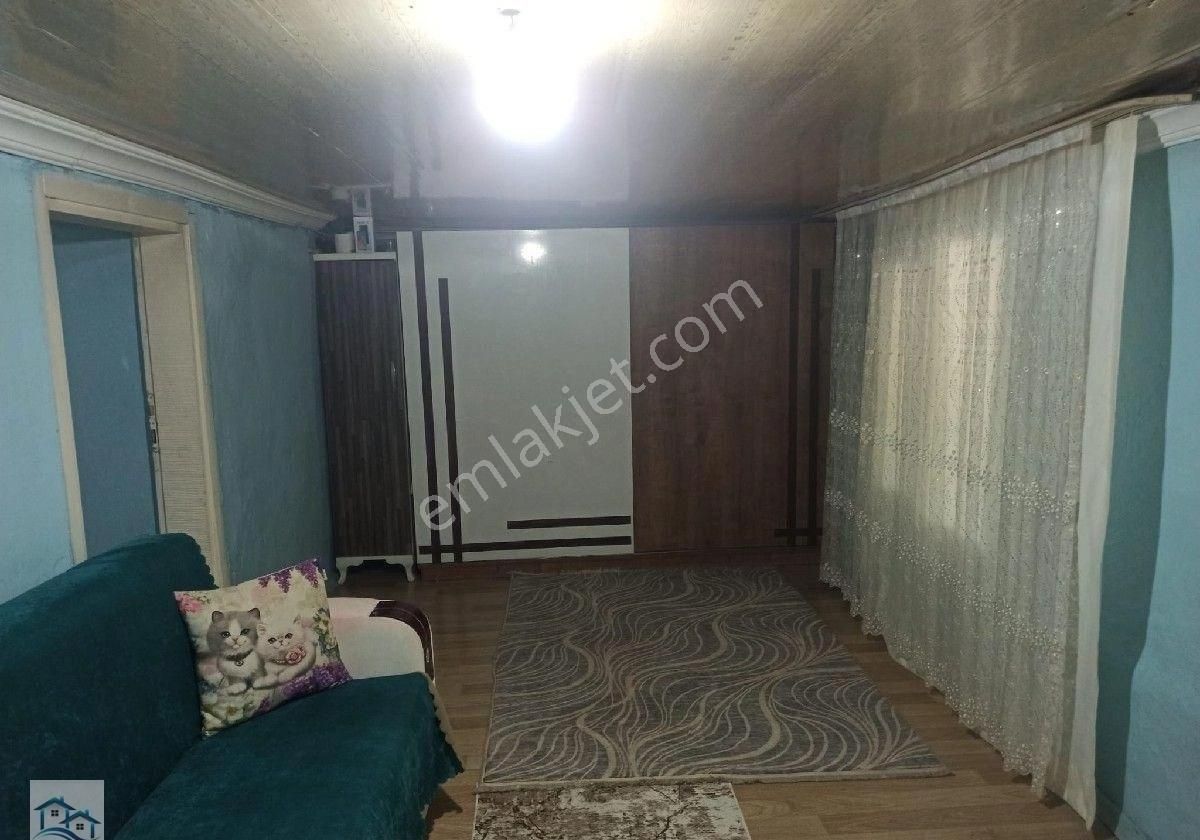 Kınık Büyükoba Da 6.995 M2 Satılık Tarla Ve İçinde Köy Evi - Görsel 13