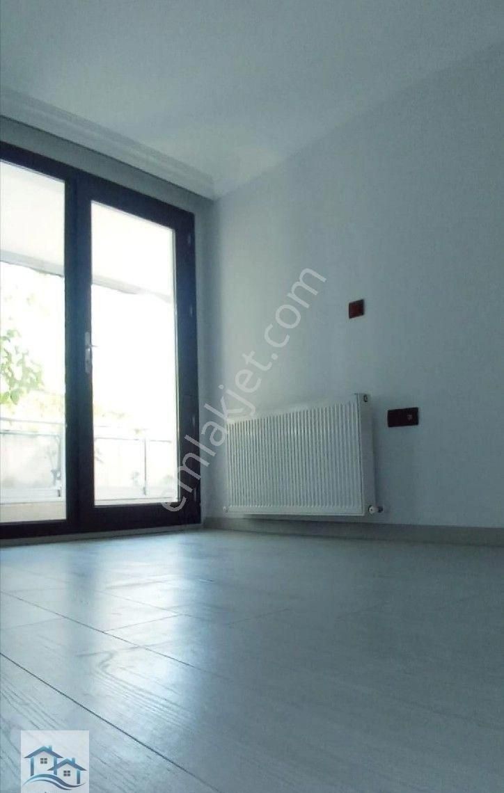 Ayvalık, 150 Evler'de 2+1 Merkezi Sistem Isıtmalı Kiralık Daire - Görsel 9