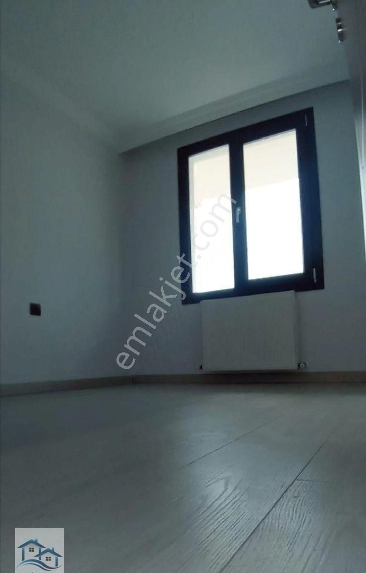 Ayvalık, 150 Evler'de 2+1 Merkezi Sistem Isıtmalı Kiralık Daire - Görsel 7