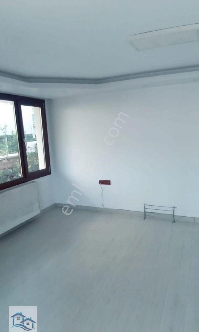 Ayvalık, 150 Evler'de 2+1 Merkezi Sistem Isıtmalı Kiralık Daire - Görsel 6