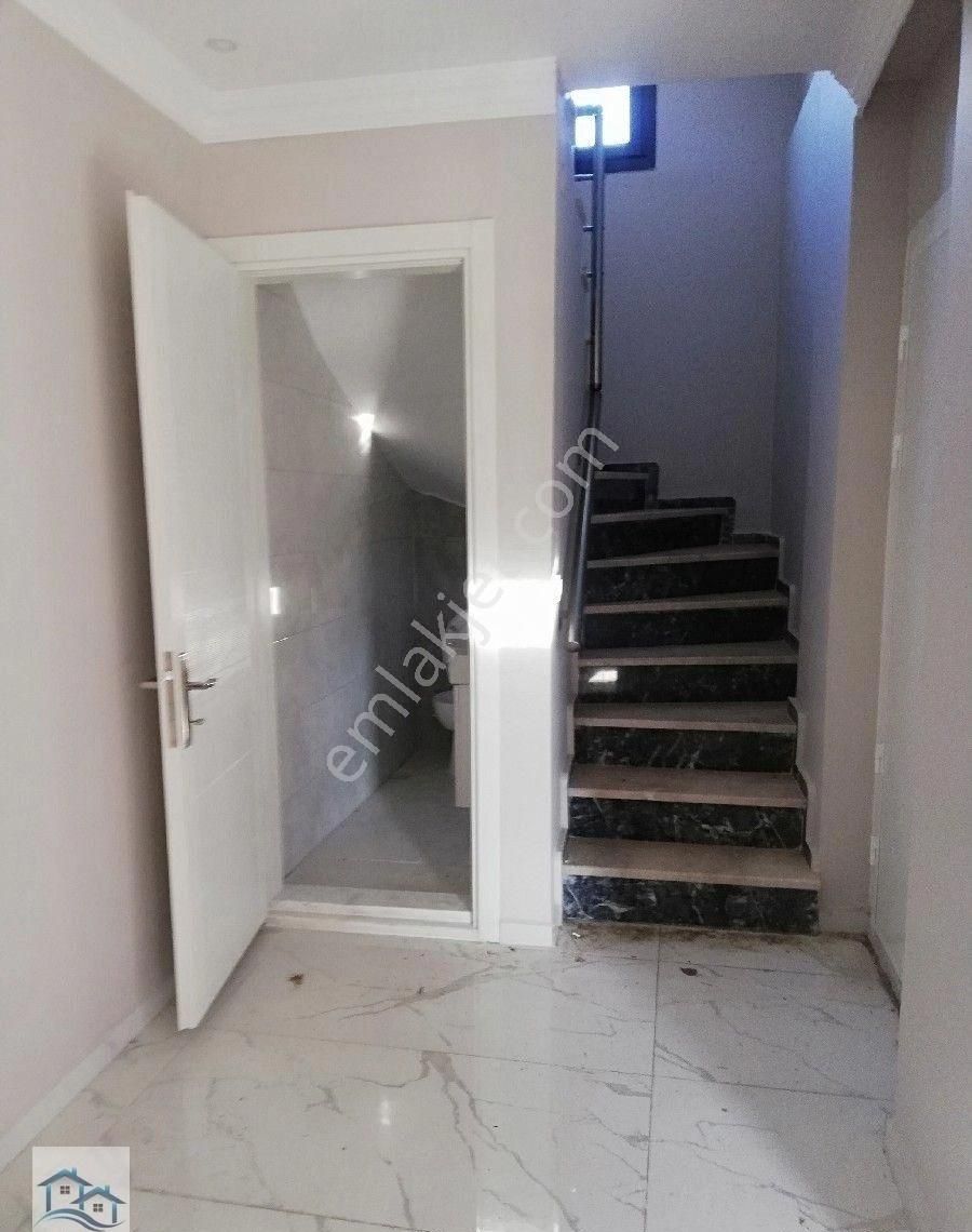 Ayvalık Altınova Da Denize 800 M Mesafede 4+1 Satılık Süperrr Müstakil Villa - Görsel 9