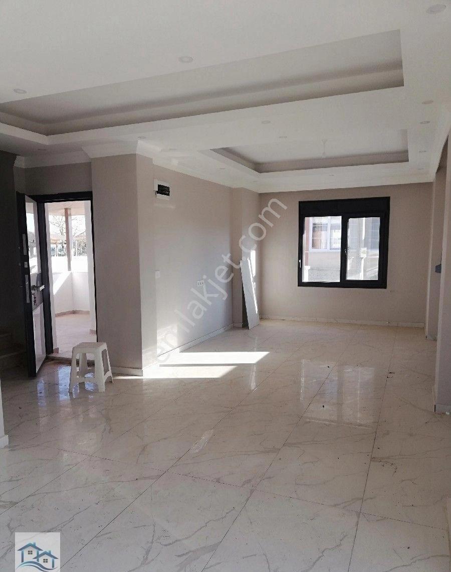 Ayvalık Altınova Da 4+1 Satılık Müstakil Villa - Görsel 13