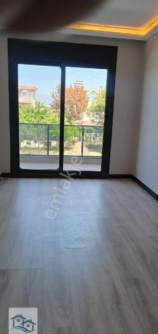 Ayvalık, Altınova'da Denize Girilen Yerde 3+1 Satılık Lüks Villa - Görsel 27