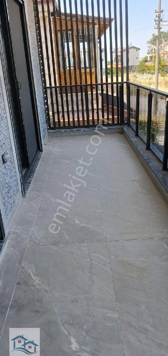 Ayvalık, Altınova'da Denize Girilen Yerde 3+1 Satılık Lüks Villa - Görsel 21