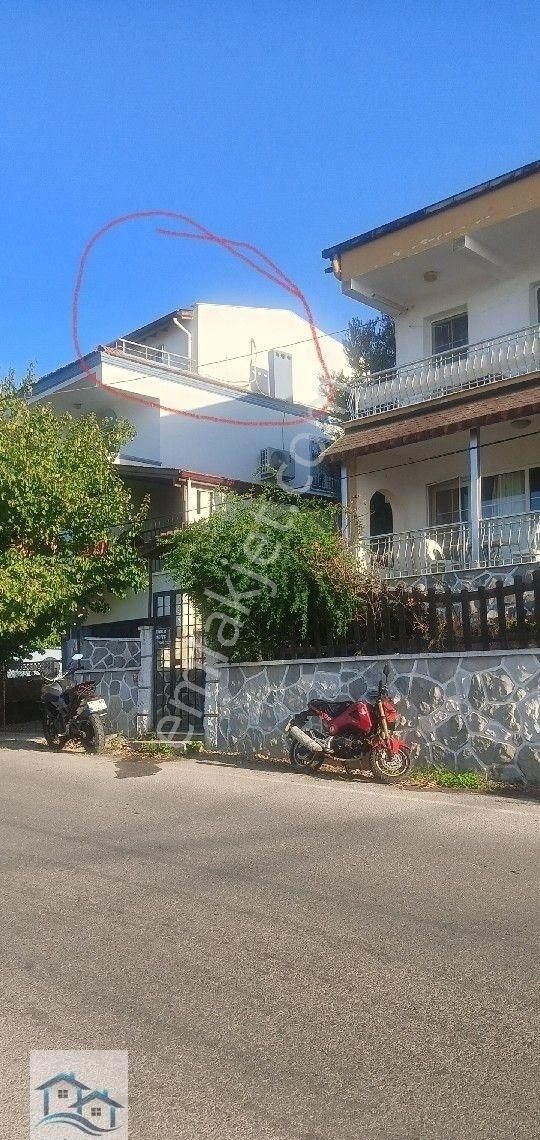 Ayvalık'ta Kapanmaz Deniz Manzaralı Kupon Villa