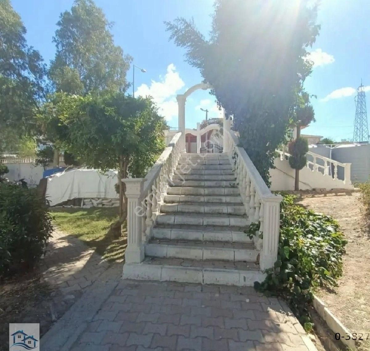 Ayvalık, 150 Evler Mahallesi'nde Site İçi 3+1 Satılık Masrafsız Daire - Görsel 4