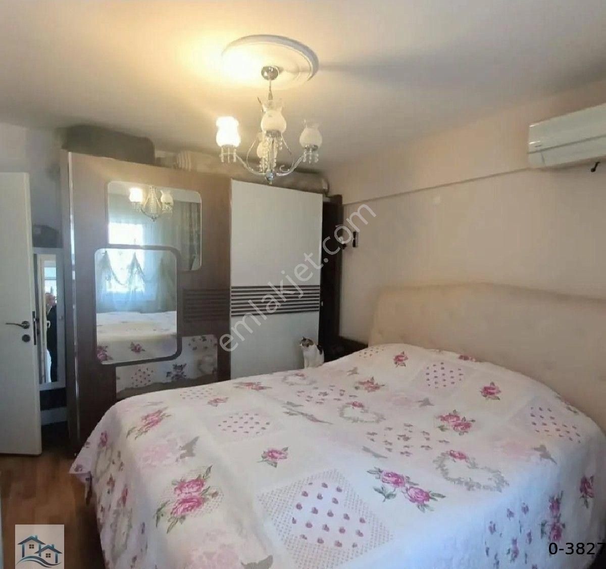 Ayvalık, 150 Evler Mahallesi'nde Site İçi 3+1 Satılık Masrafsız Daire - Görsel 3