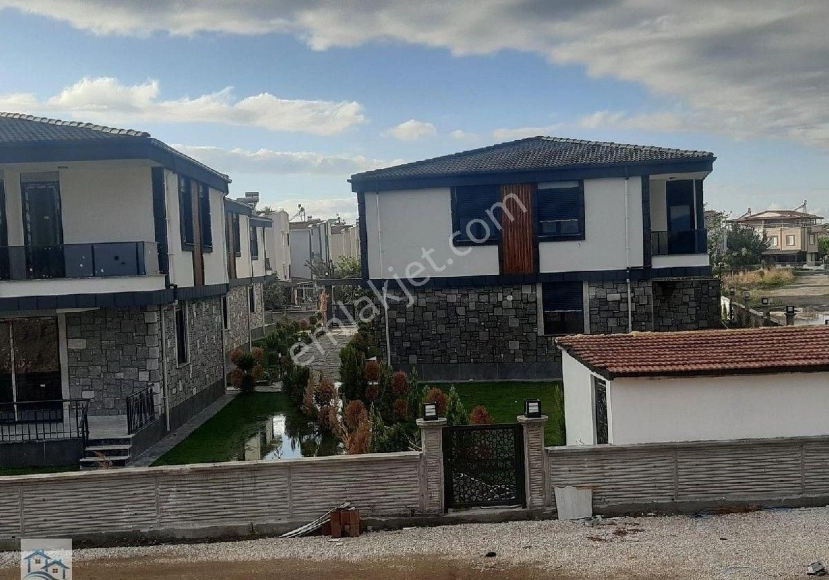 Ayvalık, Altınova'da Size Huzuru Vadeden Satılık Villalarımız - Görsel 30