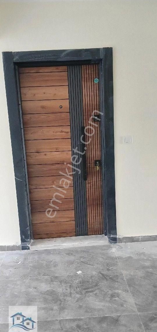Ayvalık, Küçükköy De 2+1 90 M2 Havuzlu Site İçinde Satılık Daire - Görsel 2