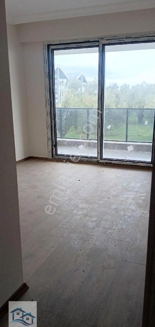 Ayvalık, Küçükköy De 2+1 90 M2 Havuzlu Site İçinde Satılık Daire - Görsel 12