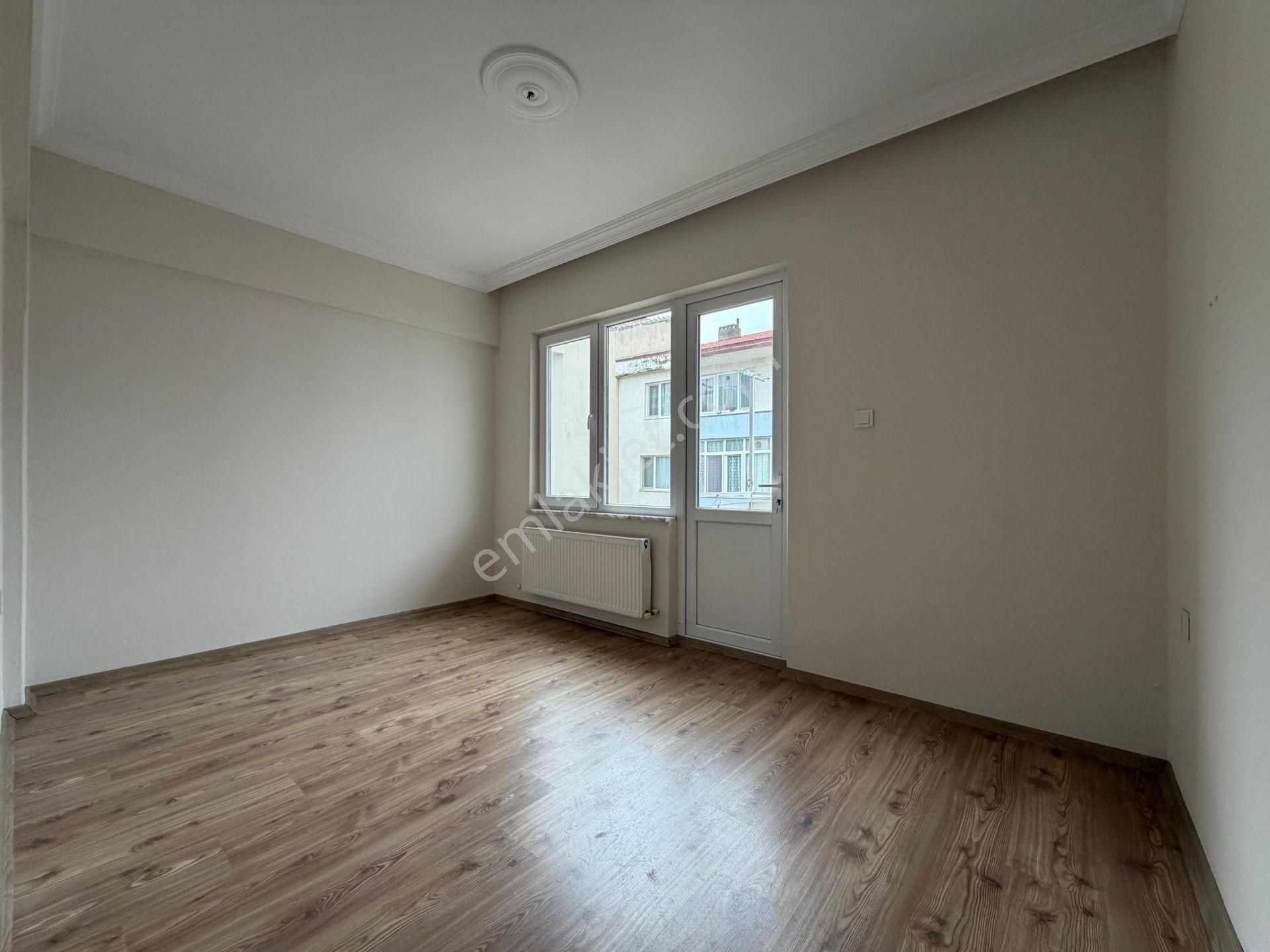 Merkezi Konumda Bakımlı 3+1 Kiralık Daire - Görsel 6